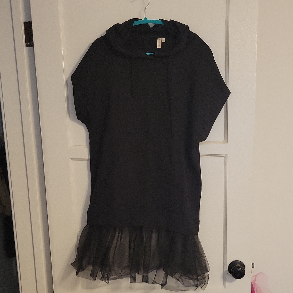 Pilcro Short Sleeved Medium Black Tulle Hoodie